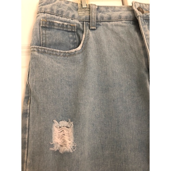 Nasty Gal High-Waisted Distressed Jeans Blue - Picture 3 of 6